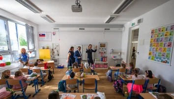 „Prázdniny skončili, no cap.“ Riaditeľ školy v Bratislave začal rok netradičným príhovorom