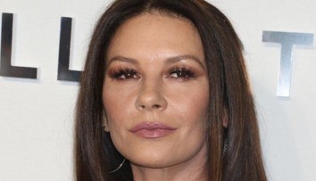 Dcéra Catherine Zeta-Jones rastie do krásy. Už to nie je dievčatko