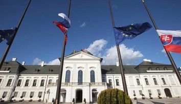 Prezidentský prieskum: Šefčovič vedie, Čaputová sa dotiahla na Mistríka