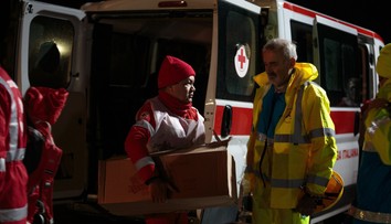 Výbuch míny pod minibusom v Burkina Faso si vyžiadal najmenej desať obetí