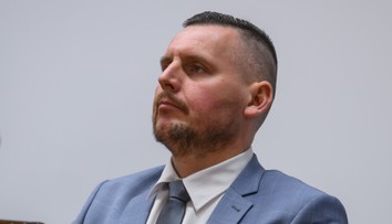 Bombic si spoza mreží koleduje o ďalší problém. Snažil sa zaujať ministra, no narazil