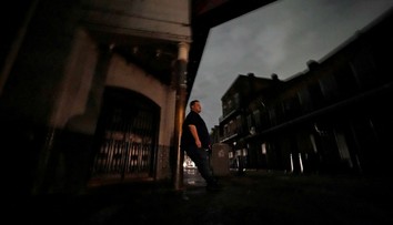 V New Orleans je stále 800 000 domácností bez energie