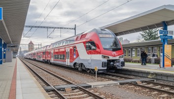 Sviatočný presun Slovákov naberá obrátky: Niektoré spoje sú už takmer plné. Aká je aktuálna situácia?