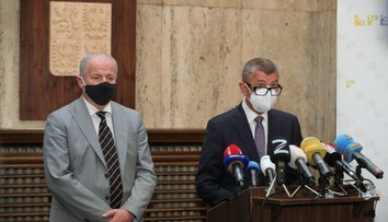Prymula tvrdí, že nič neporušil a odmietol odstúpiť z funkcie. Na ťahu je premiér Babiš