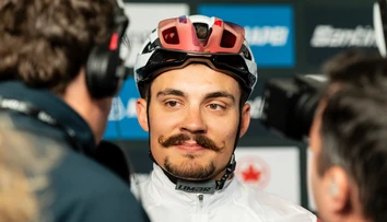 Zo slovenského maséra sa stal národný hrdina. Jeho obdivuhodný výkon vo svete rezonuje