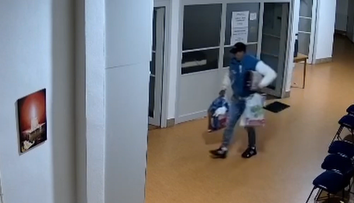 VIDEO: Zlodeji v Bratislave vykradli kostol. Odchádzali s plnými igelitkami