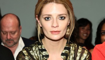 Hviezda O.C. California je opäť vo forme a už ukazuje prsia