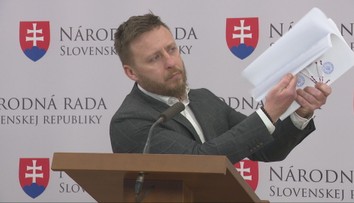 Kotlár nechce vyšetrovať pandémiu. Prioritou je preňho boj proti očkovaniu