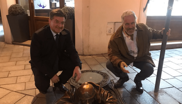 Komunikáciu Lajčáka s Epsteinom vnímajú negatívne 2 z 3 Slovákov, ukázal nový prieskum