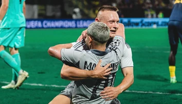 VIDEO: Dráma, nádherné góly a historický úspech. Takto Slovan postúpil medzi milionárov