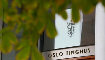 Matka po takmer 60 rokoch zistila, že jej v pôrodnici zamenili dcéru za iné dieťa. Teraz spoločne žalujú štát