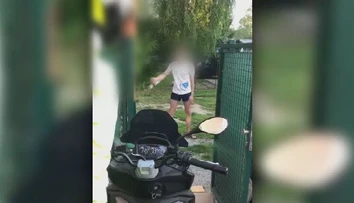 Dráma v Bratislave. Muž terorizuje rodinu už osem rokov, teraz na nich vytiahol sekeru