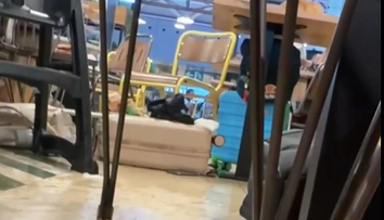 VIDEO: Krik, strach a utekajúci ľudia. Slovenka zažila na obrovskom európskom letisku chvíle hrôzy