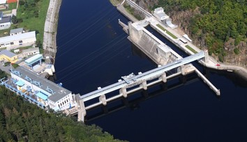 Tragédia neďaleko Prahy. Na priehrade sa prevrátil čln, jeden muž sa utopil