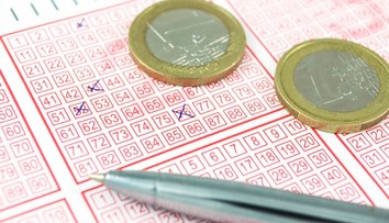 Opustila snúbenca, aby sa nedelila o výhru v lotérii. Všetko sa však skončilo inak, než čakala