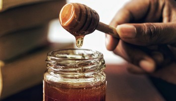 Vôbec to nie je med, varujú českí inšpektori pred výrobkami zo Slovenska. Ich výrobca to odmieta a reaguje