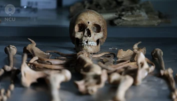 Báli sa, že vstane z mŕtvych. Poľskí vedci zrekonštruovali tvár ženy, ktorú považovali za upírku