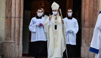 Katolícki biskupi vyzvali obyvateľov, aby sa dali zaočkovať