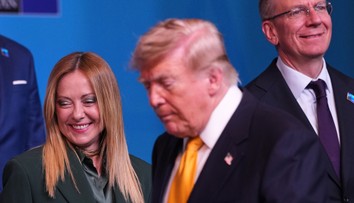 VIDEO: Keď Meloniová zbadala vedľa seba Trumpa, prišla veľavravná reakcia