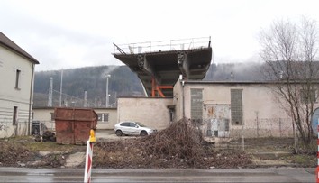 Rarita na severe Slovenska: Nadjazd, ktorý nevedie nikam. Železnice hovoria o zmene