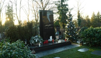 Hrob Karla Gotta je hotový. Ivanka zverejnila miesto, kde ho fanúšikovia nájdu