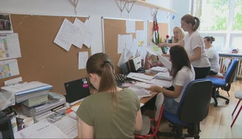 Odovzdaním vysvedčení sa práca učiteľov nekončí. Na ďalší deň sú opäť v škole