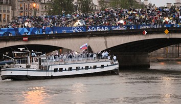 Márna snaha pri čistení: Seina je stále špinavá, zrušili tréning olympijských triatlonistov