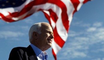 McCain zanechal Američanom v rozlúčkovom liste silný odkaz
