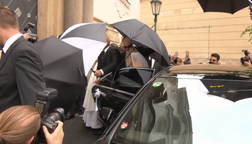 Podľa Čechov to bola svadba roka. Pozrite si zábery a uvidíte ten humbuk