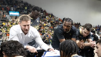 VIDEO: Fenomenálne víťazstvo nemohli ani osláviť. Patrioti cestovali domov netradičným spôsobom