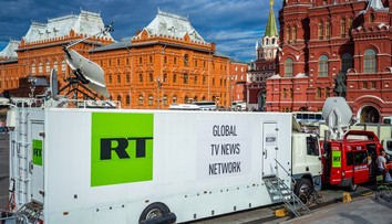 YouTube zablokovala dva videokanály siete Russia Today. Moskva pohrozila odvetnými krokmi