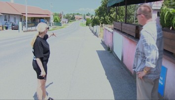 Bizarná scéna na juhu Slovenska. Z auta niekto vyhodil zväzok bankoviek, nálezcovia sa však dlho netešili