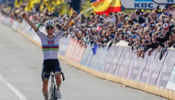 Slovinský fenomén opäť demonštroval svoju silu. Tadej Pogačar ovládol prestížne preteky v tvrdej konkurencii