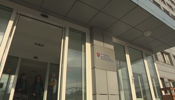 Tender na ministerstve školstva vraj mohol ovplyvniť milenecký vzťah