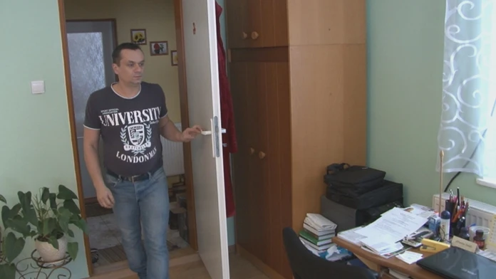 Vľavo generálny riaditeľ a viceprezident Slovana Bratislava Ivan Kmotrík ml. a vpravo tréner Martin Ševela.