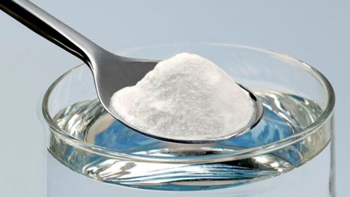 Sociálnymi sieťami sa šíri nový trik na očistu tela. Je to nezmysel, tvrdí odborníčka