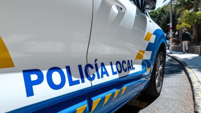 Turisti na Tenerife sa sťažovali na zápach. V apartmáne našli rozkladajúce sa telá  mladého páru