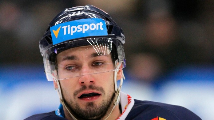 Jakub Valský v drese Bíli Tigři Liberec.