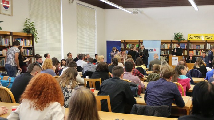 Nadaní stredoškoláci a vysokoškoláci majú opäť možnosť ukázať svoje kvality. Je tu Štúrovo pero 2023