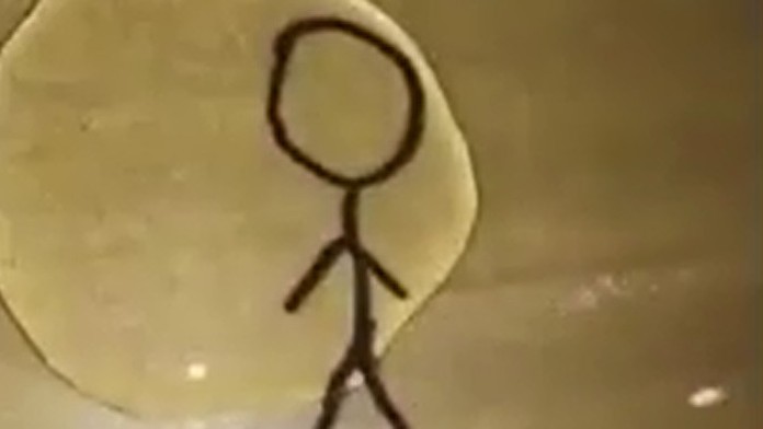 Nakreslený panáčik ožije. Nalejte na neho vodu.