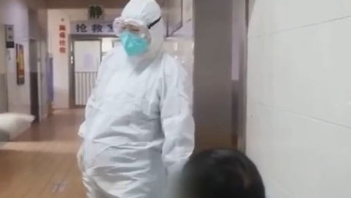 Alpská lyžiarka Kristin Lysdahlová v slalome v Kranjskej Gore.