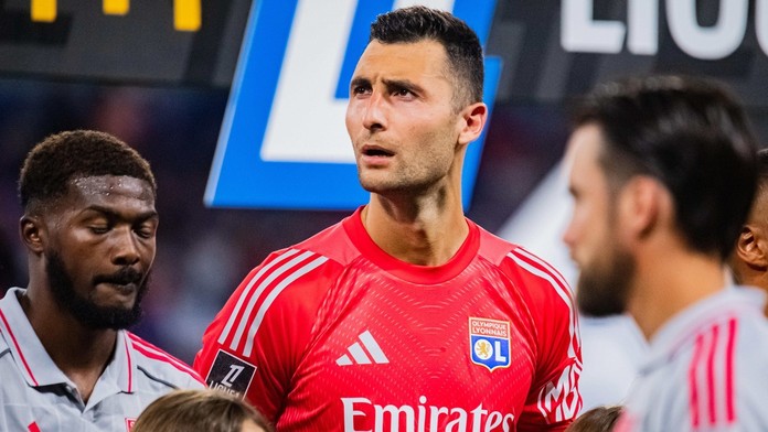 Egá zohrali svoje. Greif patrí k najlepším brankárom v Európe. Slovensko si takýto spor dovoliť nemôže