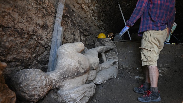 Socha gréckeho boha Hermesa