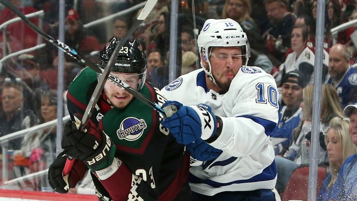 NHL Lightning and Coyotes 