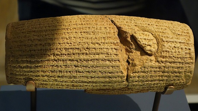 Rozlúštili tajomné babylonské zvitky pomocou umelej inteligencie. Hovoria o blížiacej sa záhube