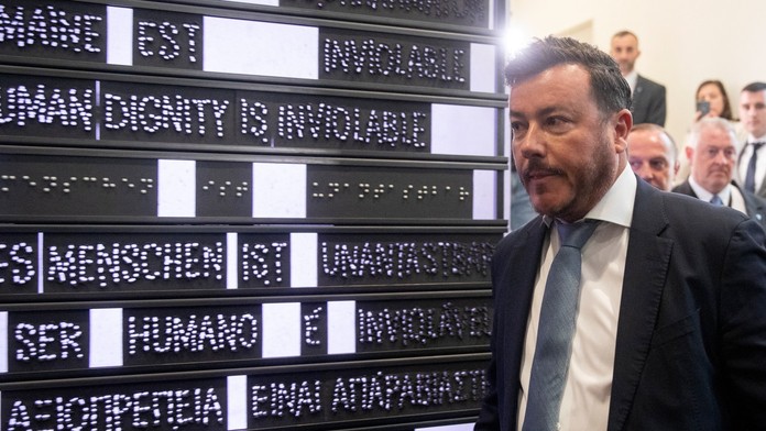 V Rakúsku zadržali realitného magnáta Benka. Vyrobil miliardové dlhy a pokúsil sa utajiť svoj majetok