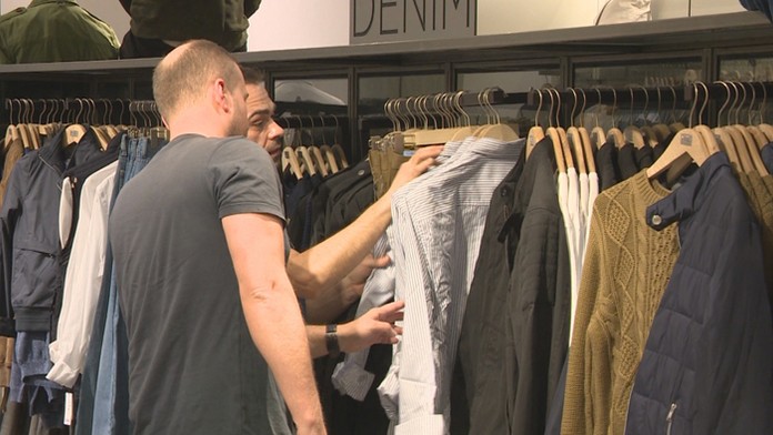 Porovnanie platov v roku 1993 a 2017.