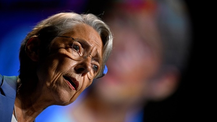 Zmeny vo francúzskej vláde. Z postu odstúpila premiérka Borneová