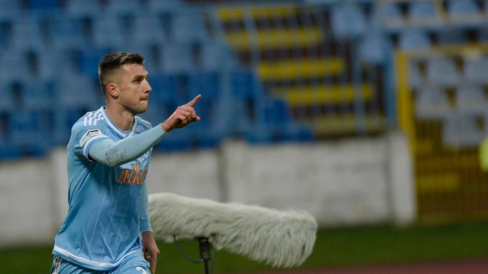 Tamás Priskin, Slovan Bratislava.
