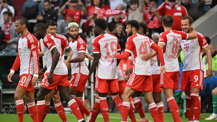 Vraj mu to v Mníchove nesadne. Harry Kane dvomi gólmi vybavil Bayernu tri body